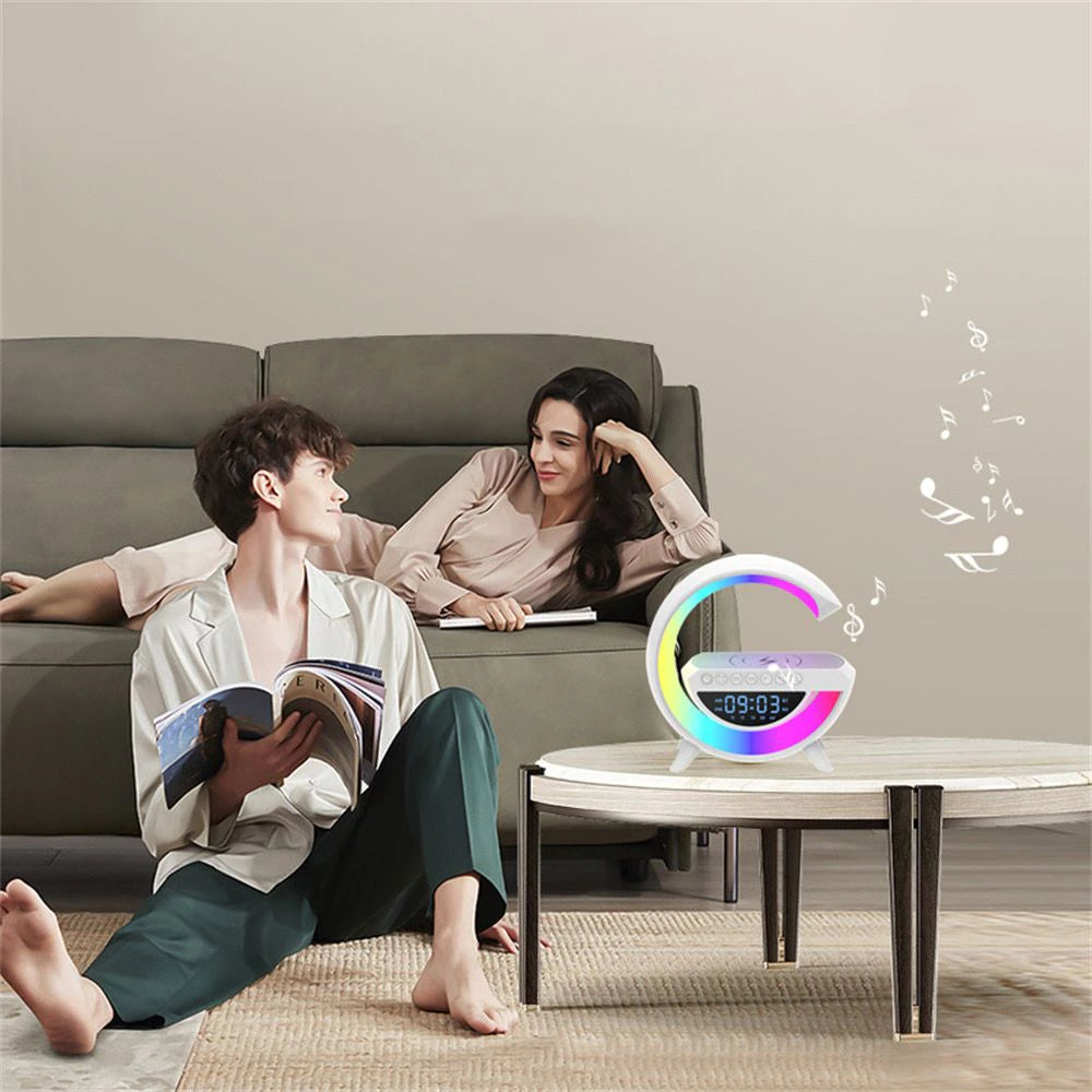 ILLUMINA, CARGA y CONECTA– La Lámpara Inteligente que Transforma tu Espacio